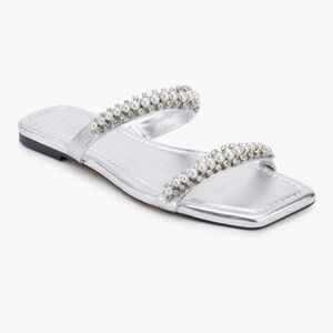 Karl Lagerfeld Paris womens Payzlee Embellished Flat Sandal